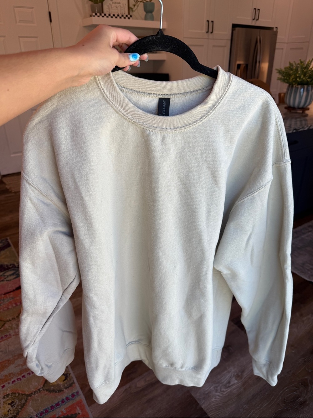 Gildan Off-White Crewneck Sweatshirt